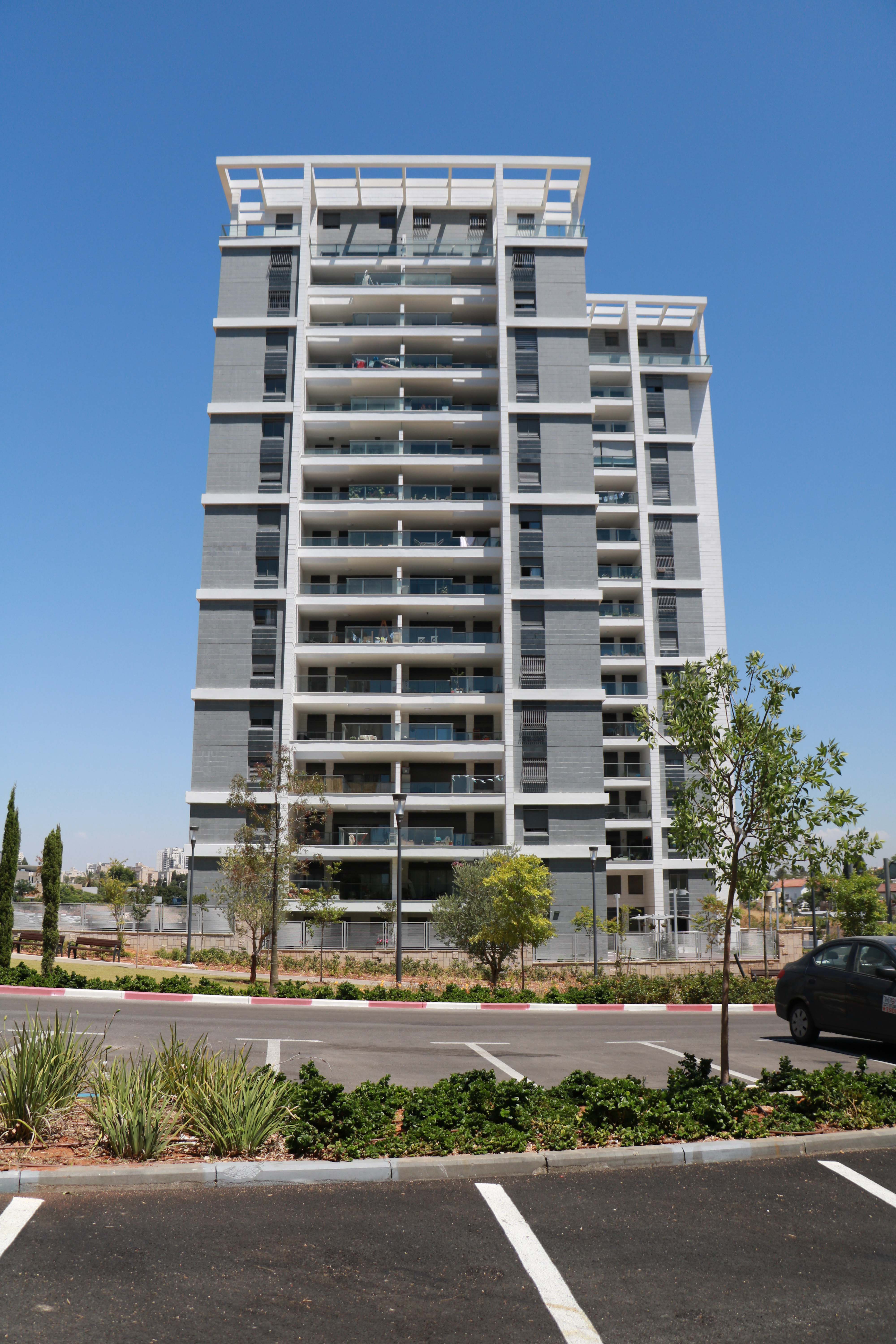 Givat Shmuel – Hashaked 8