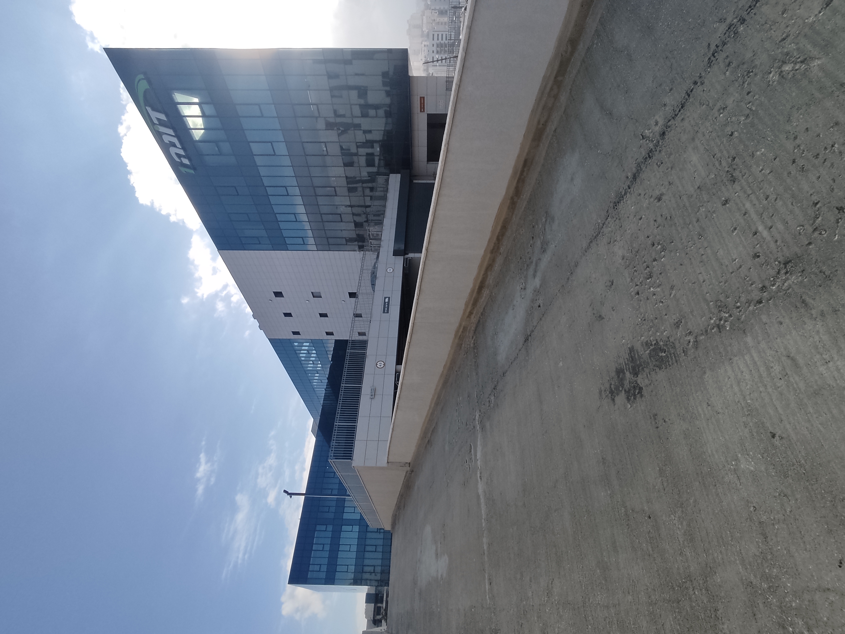 Modiin- Dona  Business and Commercial Center